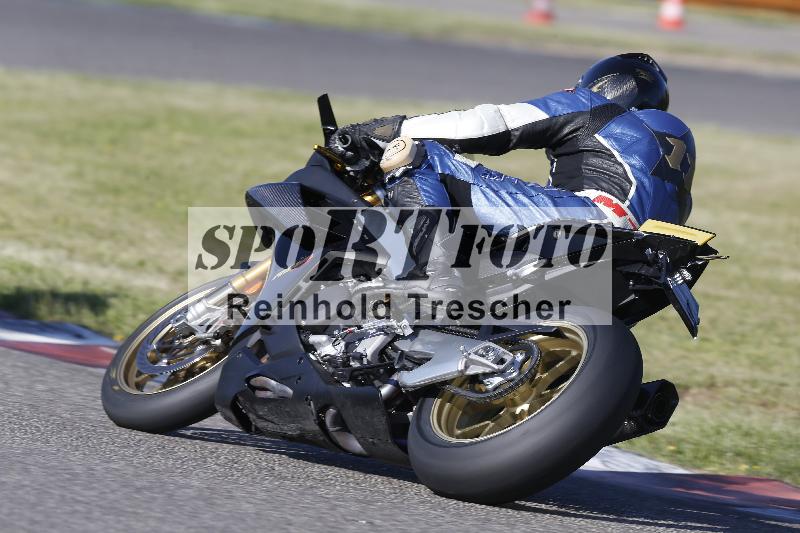 Archiv-2025/17 17.05.2025 PROMAX ADR/Gruppe gelb/unklar